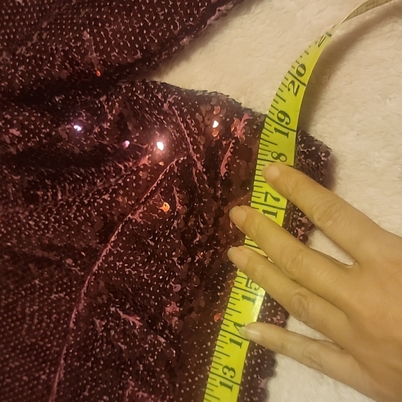 Stunning Sequin crop top in Raspberry Red XL - Picture 11 of 16